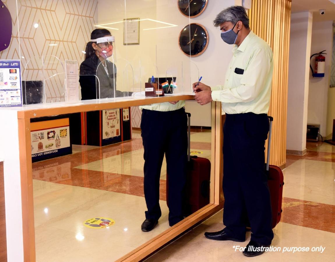 מטורה Oyo 10213 Hotel Panache מראה חיצוני תמונה