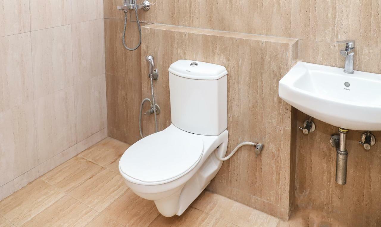 מטורה Oyo 10213 Hotel Panache מראה חיצוני תמונה